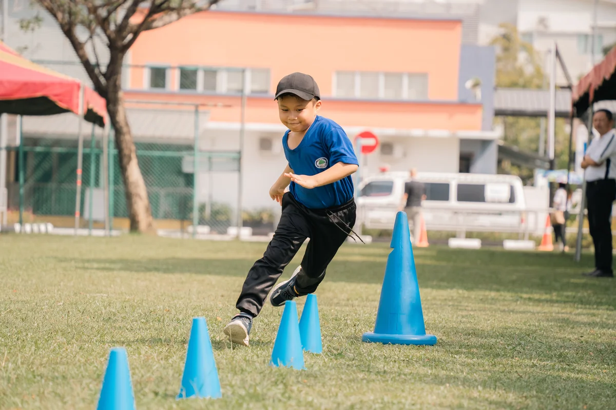 Clubs, sports & opportunities