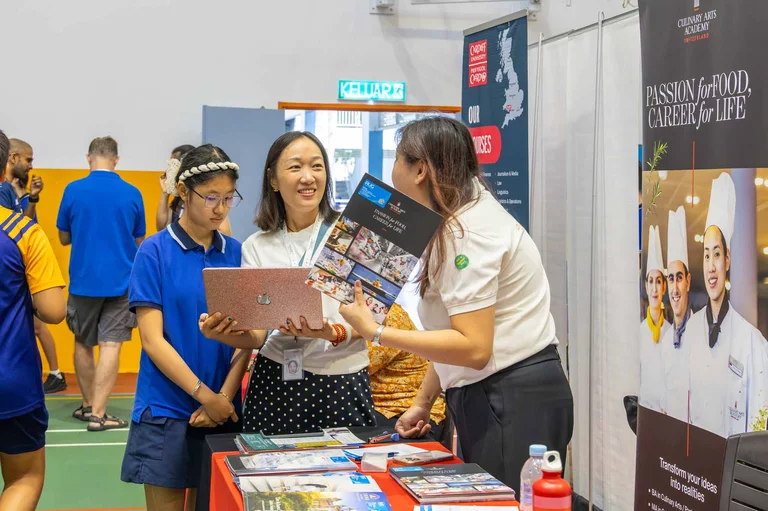 Helping Students Shape Their Future at the Future Pathways Festival