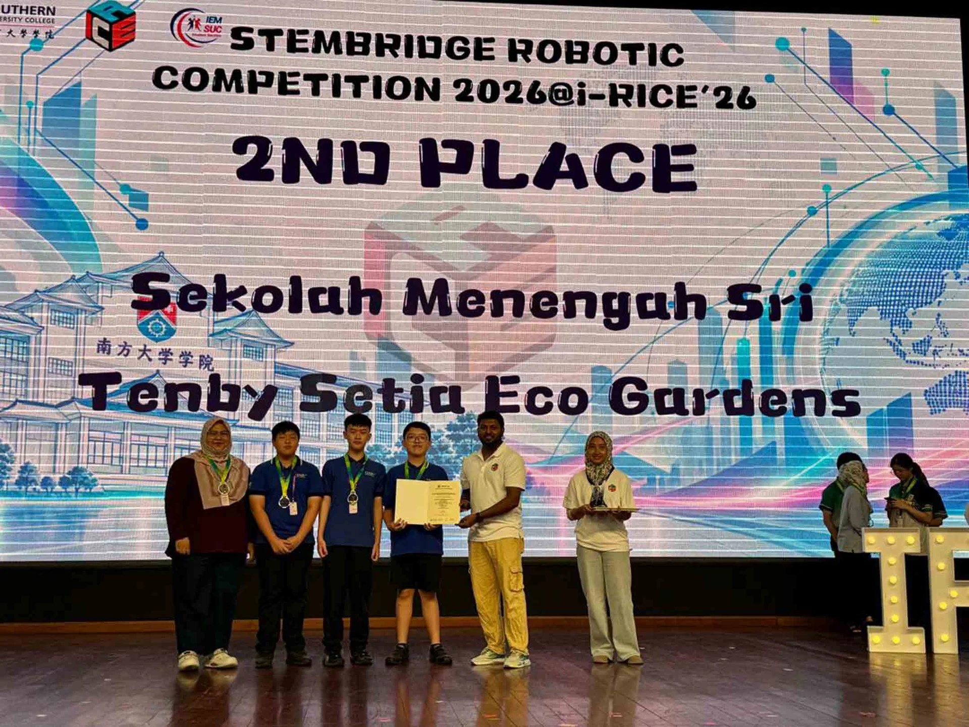 Tenby Setia Eco Gardens Students Celebrate Robotics Success in Johor Bahru!