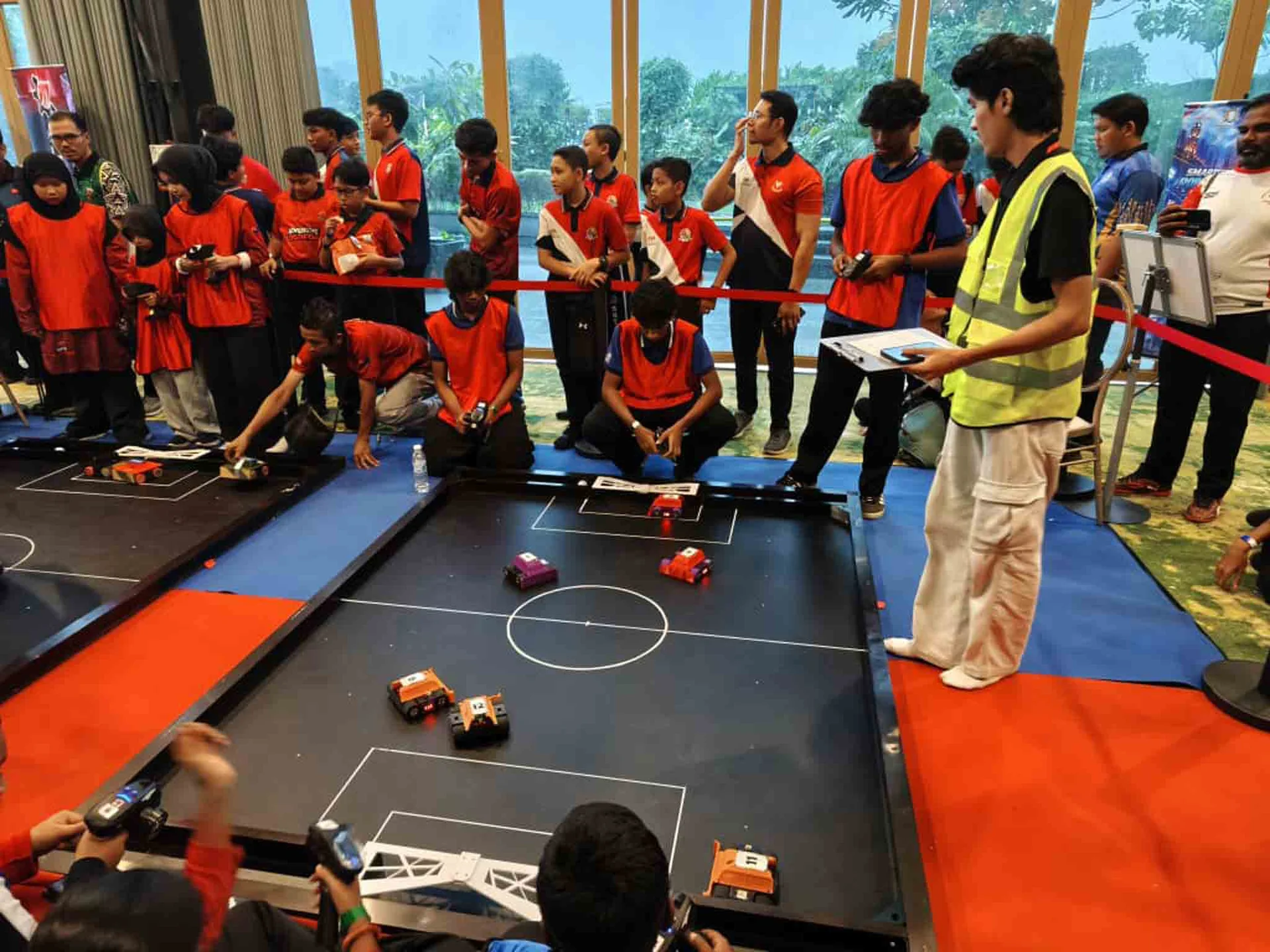 Tenby Setia Eco Gardens Students Celebrate Robotics Success in Johor Bahru!