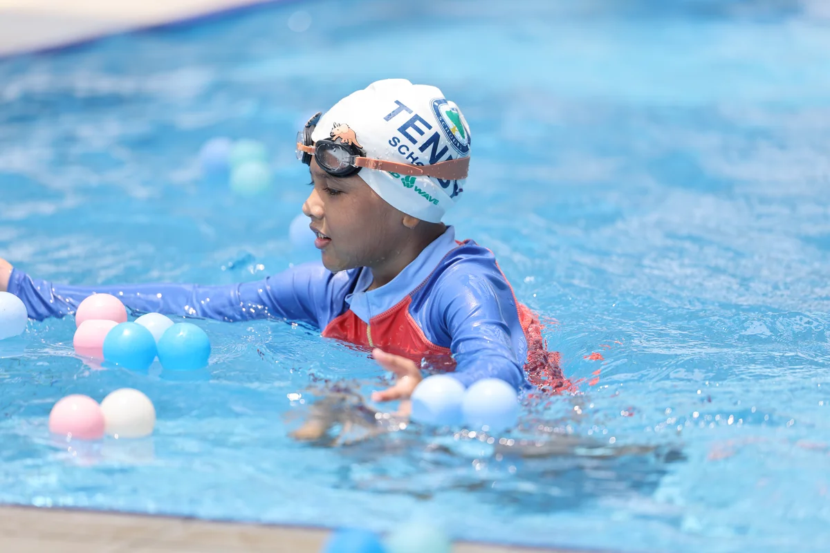 Clubs, sports & opportunities