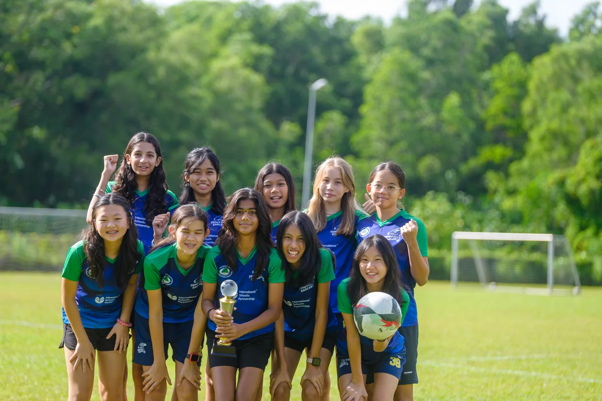 Clubs, sports & opportunities 